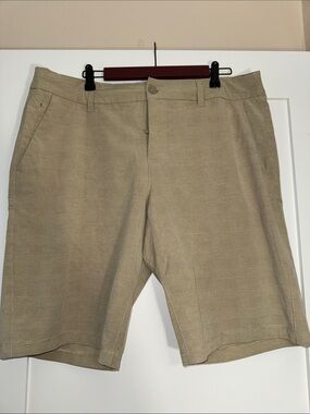 Hang Ten Men's Tan Flat Front Shorts Sz 36 Lightweight Basic Minimalist